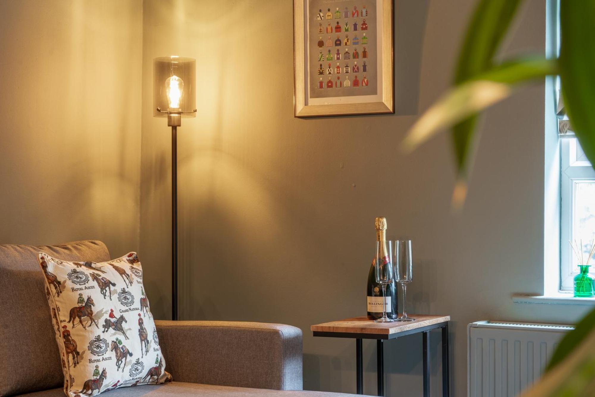Apartmán The Saddlers York Exteriér fotografie